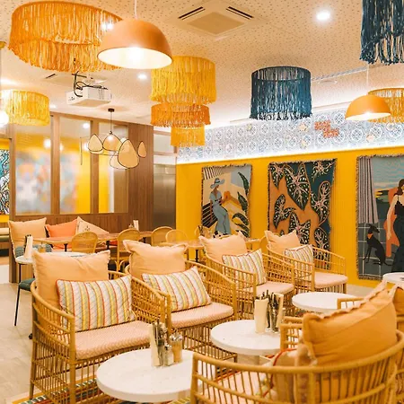Hotel Bikube Coliving - Centre Lumiere 4*