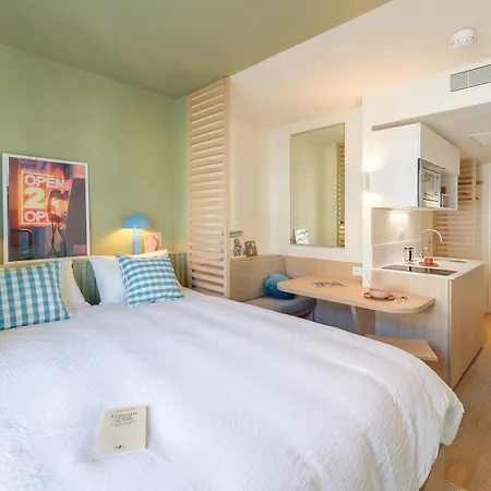 Hotel Bikube Coliving - Centre Lumiere 4*